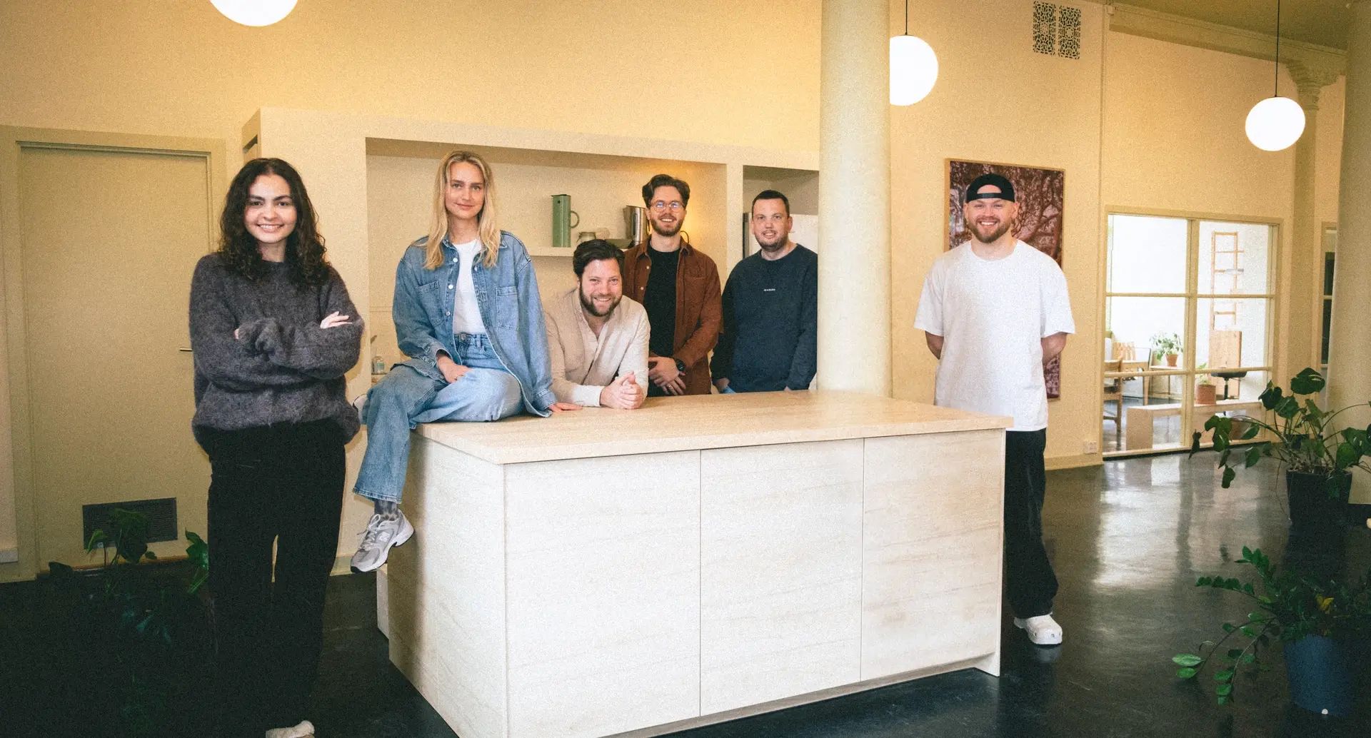 The Klubb1 team gathered in the studio in Oslo